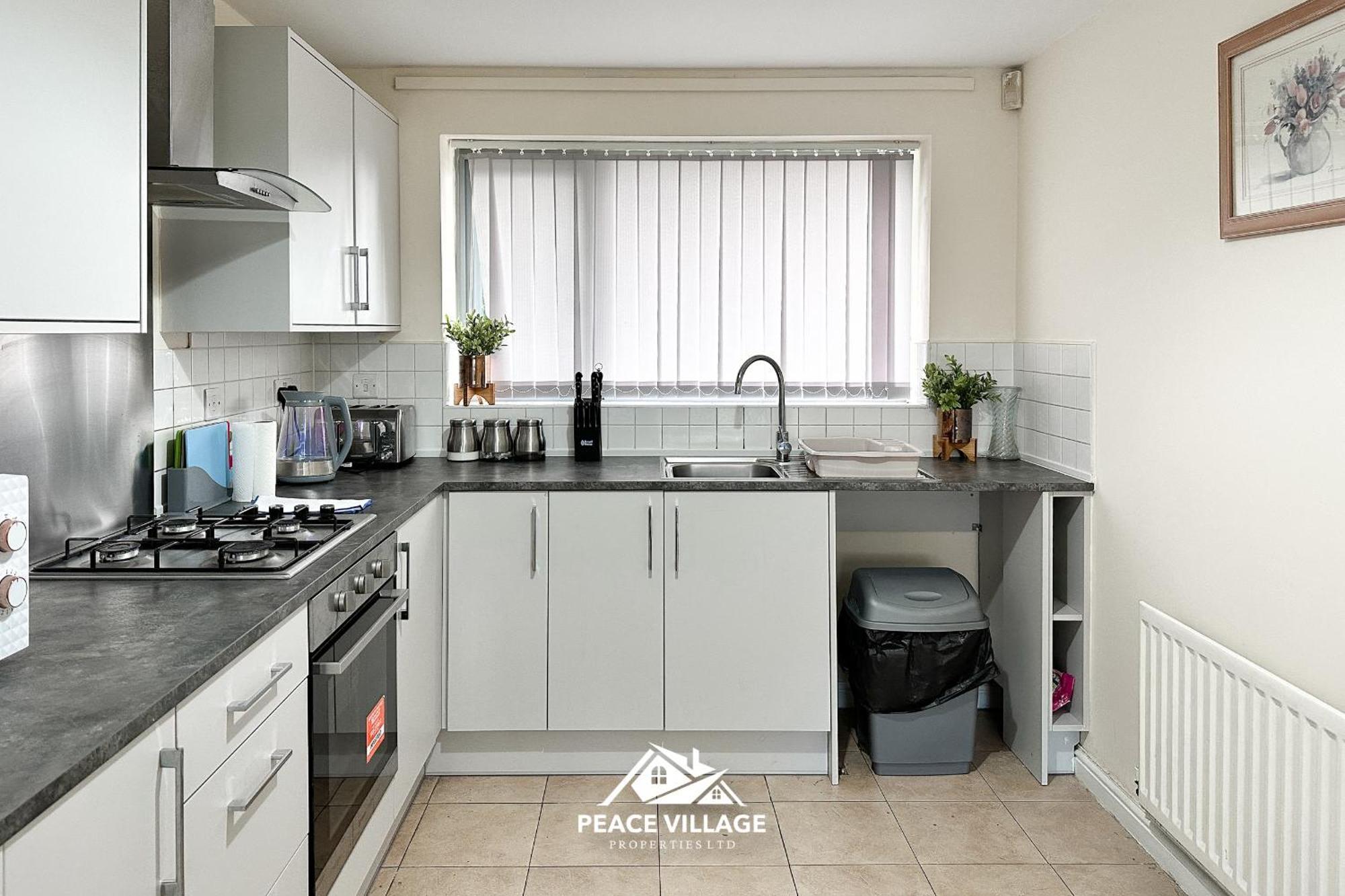 Ashton Co-Living - Private Room Self-Cater Manchester Exterior photo
