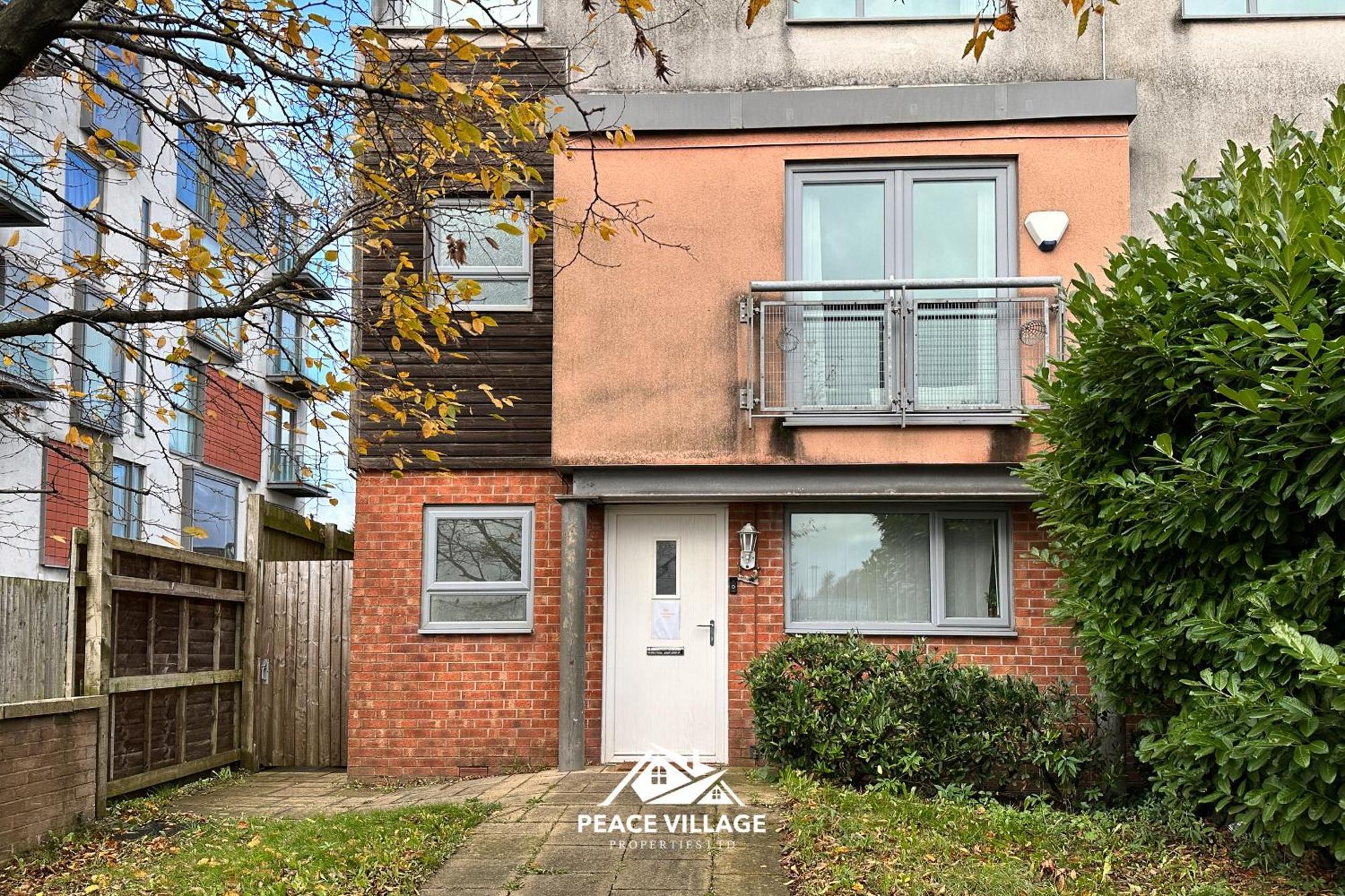 Ashton Co-Living - Private Room Self-Cater Manchester Exterior photo