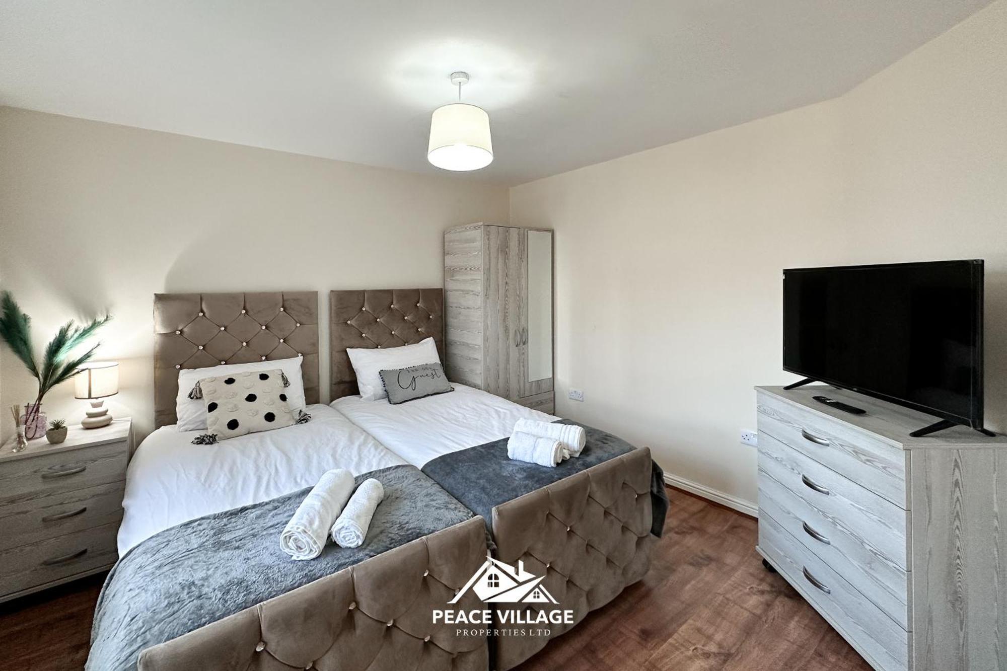 Ashton Co-Living - Private Room Self-Cater Manchester Exterior photo